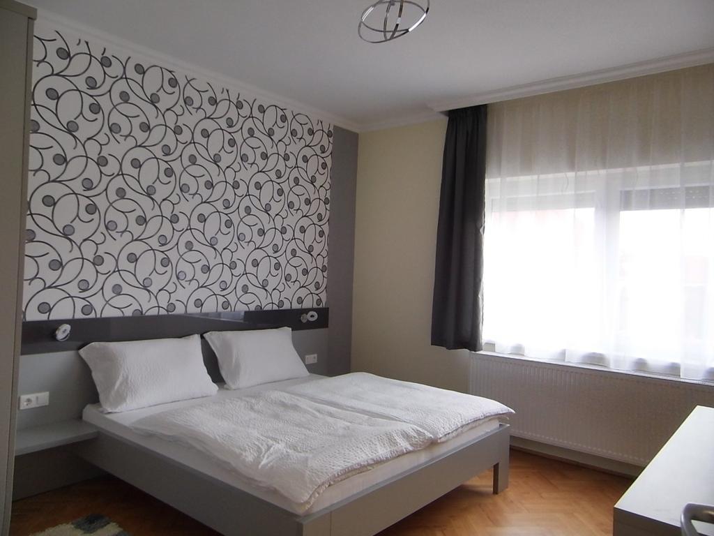 Alfa Apartman Sárvár Quarto foto